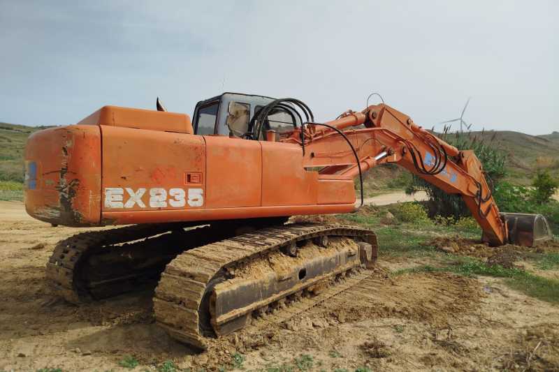 OmecoHub - Immagine FIAT HITACHI EX235